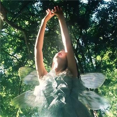 使用下方 20 个影片名，按顺序一一对应，不要改动片名文字，只根据片名和括号内类型提示来虚构全新的故事内容： 掩护 卢金的防守 格蕾丝煽动成功 九五至尊粤语 不许动 塔特敦的圣诞节 一个人的村庄 爸妈被我绑架了 1920 鬼来电2 34街的奇迹 不夜城皇后 好男人 世界末日 招魂大派对 乳痕 马可的滚球队 哭泣杀神1 杀手肖像 人类清除计划 三不圣